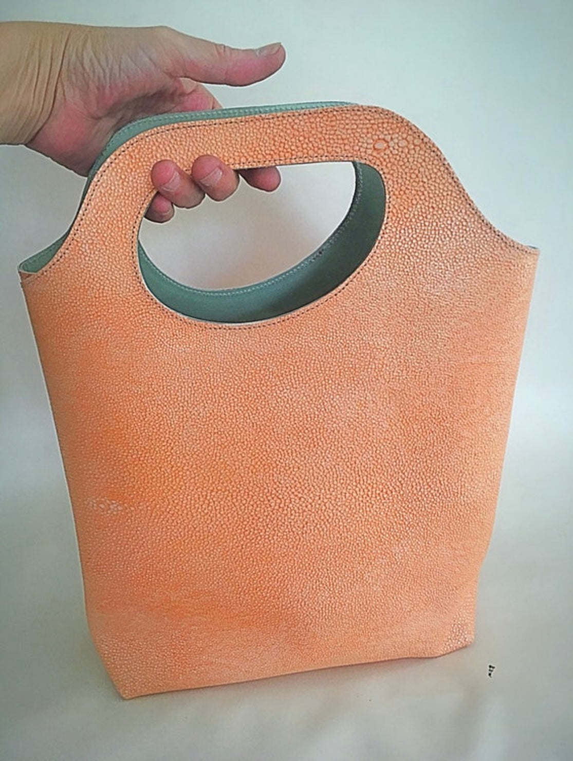 Perfecti Bucket Tote